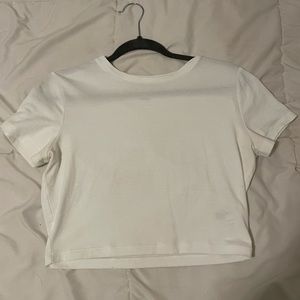 White Cropped Top Tee